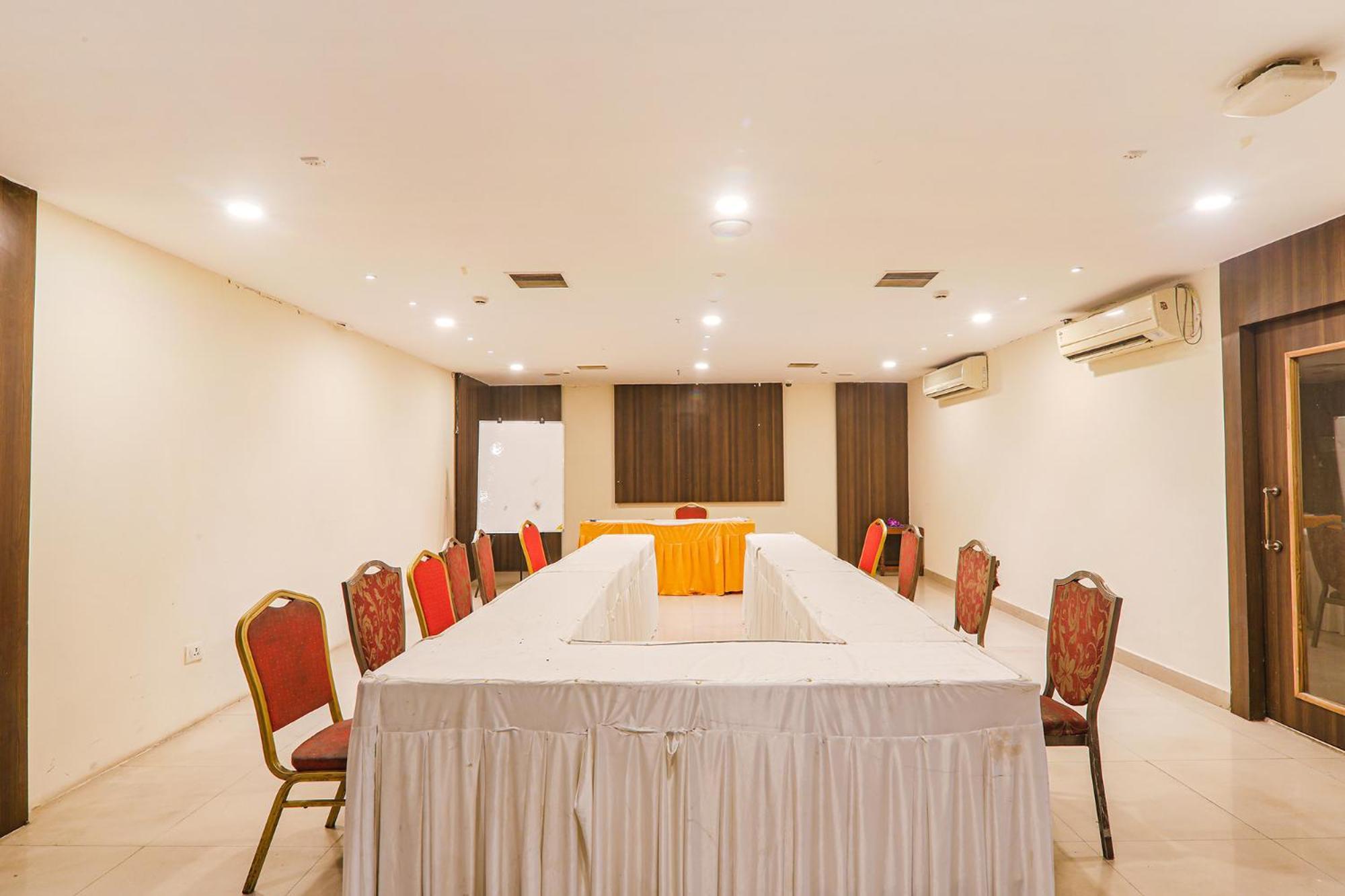 Fabhotel Prime The Continental Lucknow Eksteriør billede
